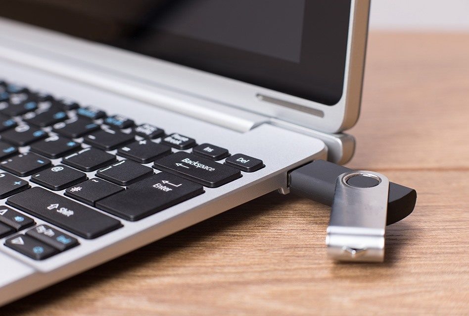 USB ključi s tiskom ali laserskim graviranjem